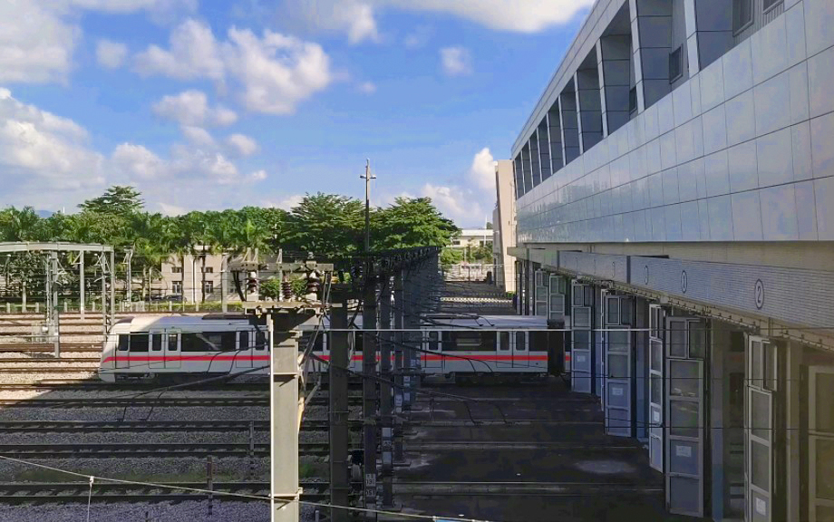 深圳地铁1号线竹子林-华侨城站